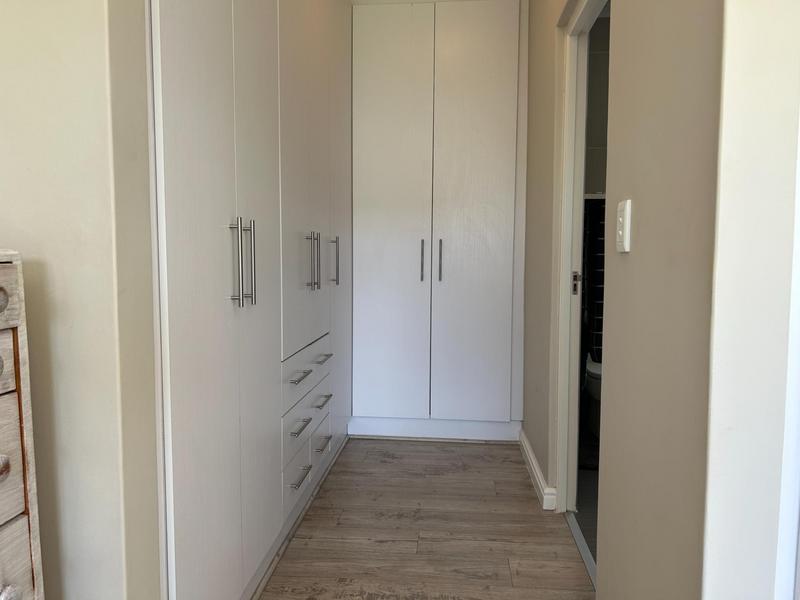 3 Bedroom Property for Sale in Sunningdale Western Cape